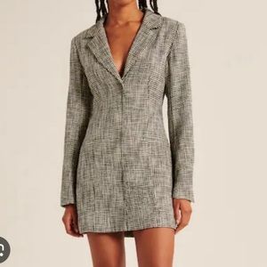 NEW Abercrombie Blazer Mini Dress - Petite M